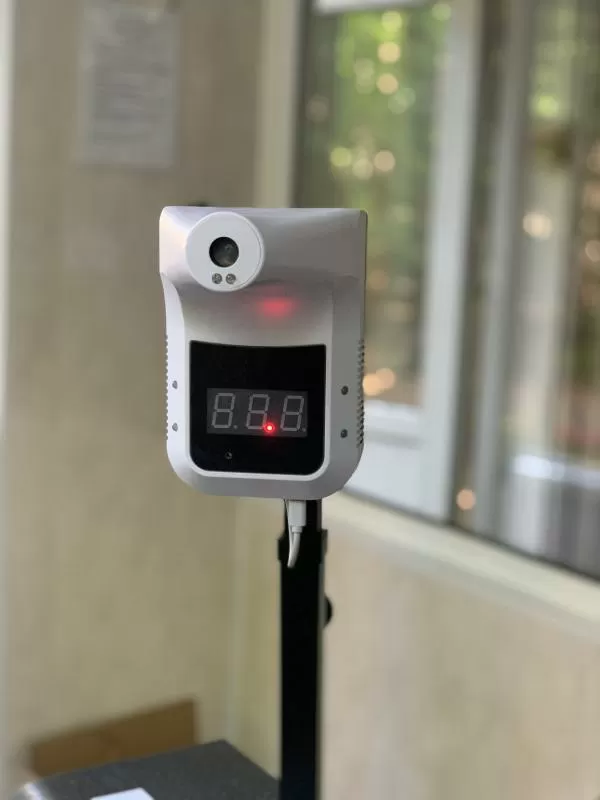 Установка стационарного измерителя температуры на турникет в Белгороде 